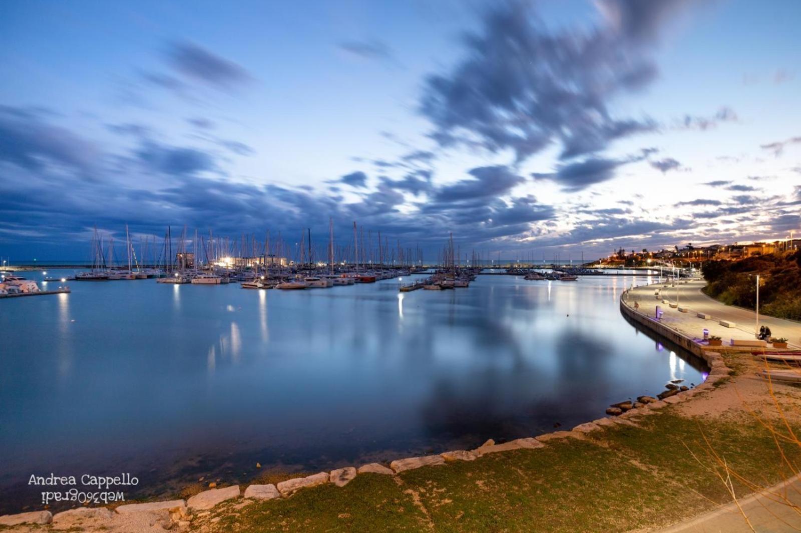 Villa Casa Victoria Marina di Ragusa Esterno foto